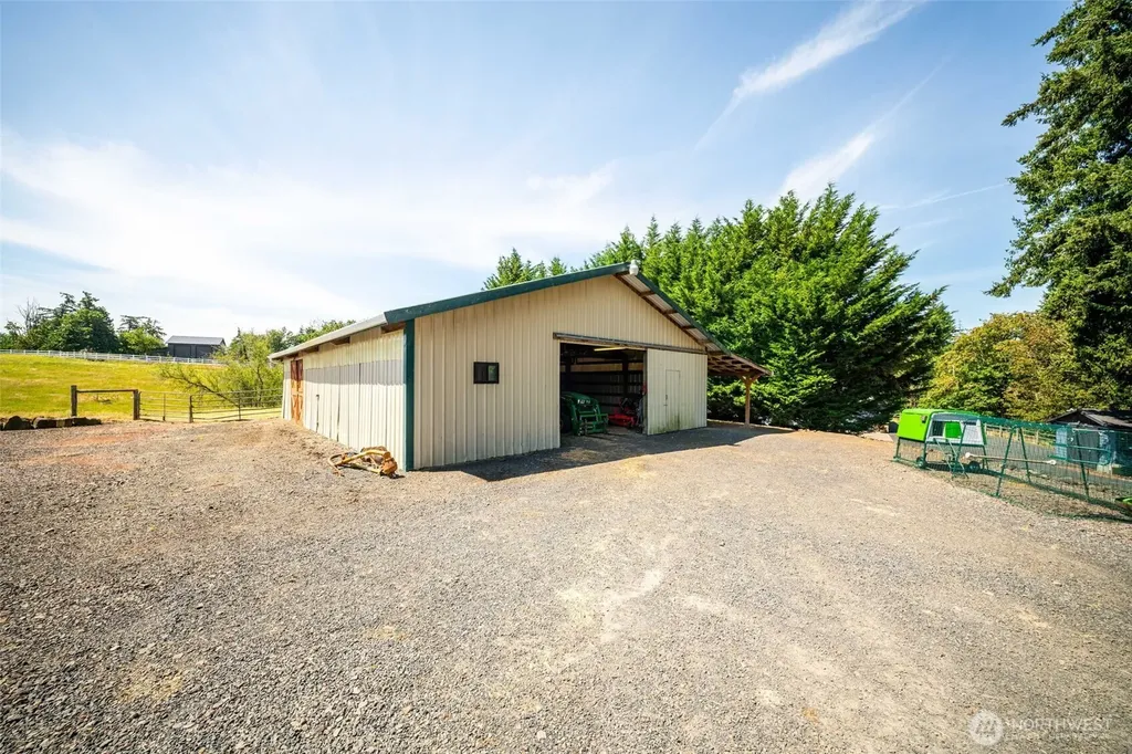 362 Cemetery Kalama WA 98625