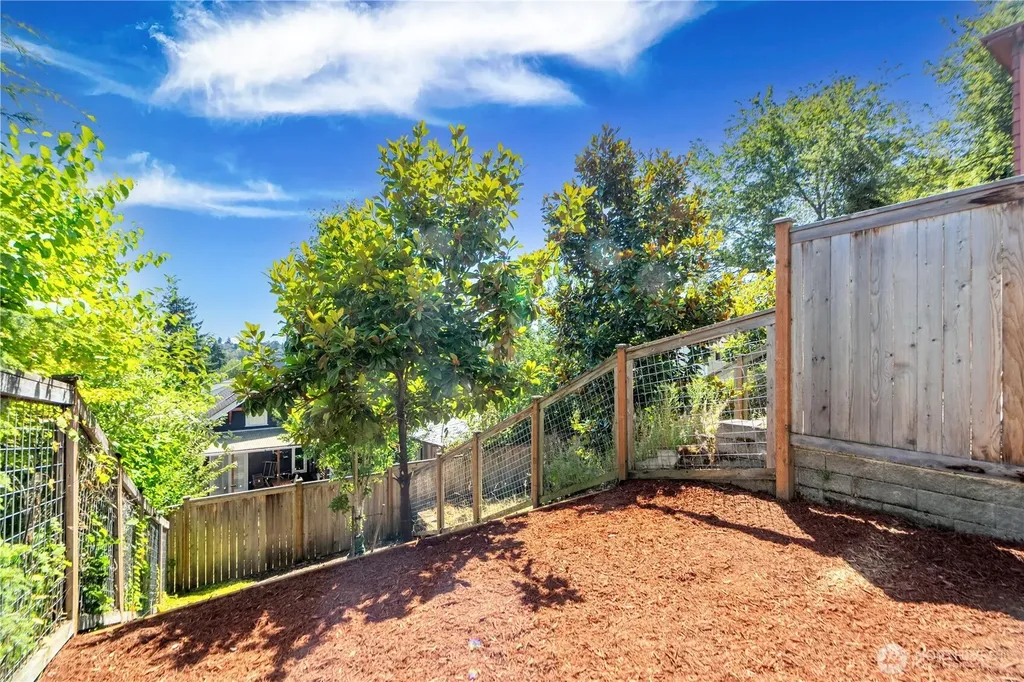 1546 Sturgus Avenue S Seattle WA 98144