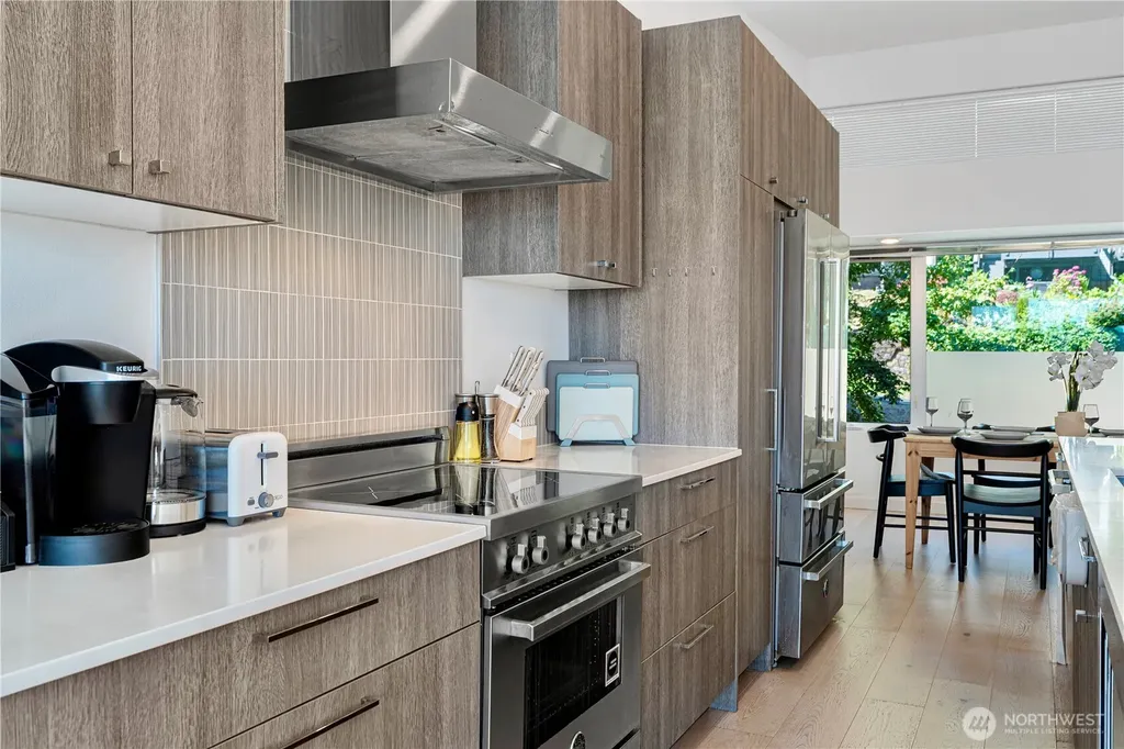 1546 Sturgus Avenue S Seattle WA 98144