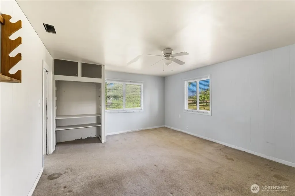 41227 228th Avenue SE Enumclaw WA 98022