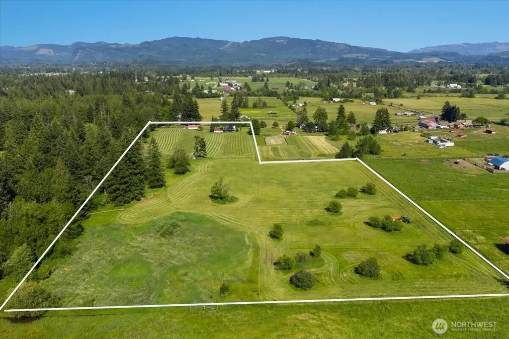 41227 228th Avenue SE Enumclaw WA 98022