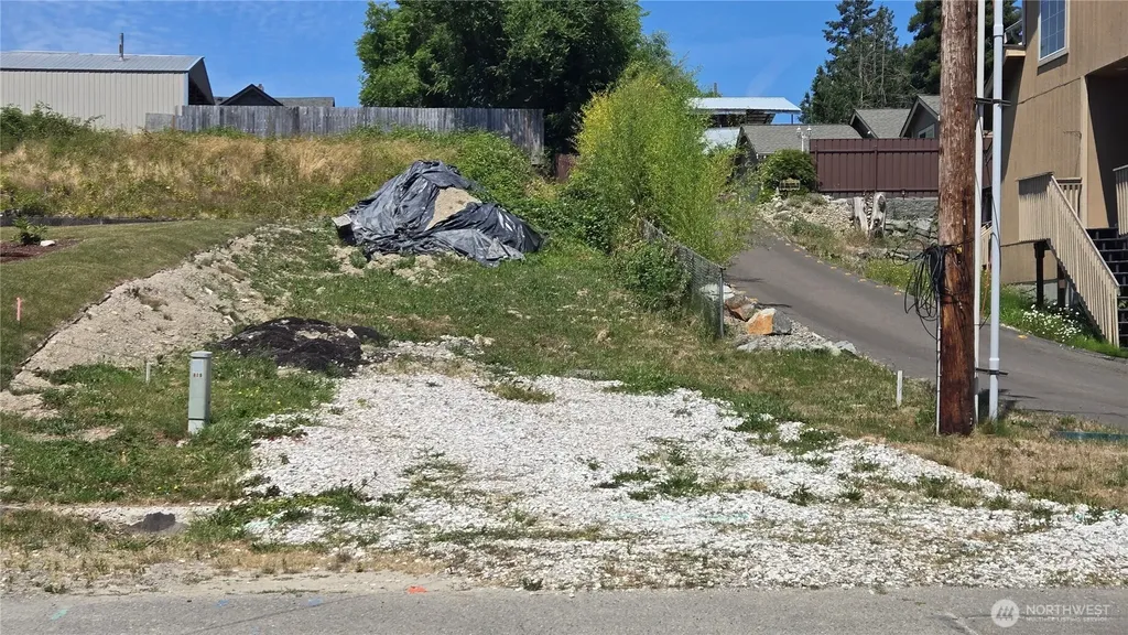 416 Comet Street Milton WA 98354