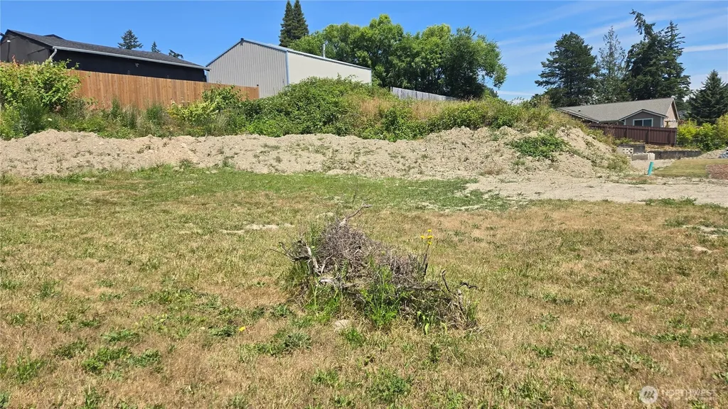 416 Comet Street Milton WA 98354