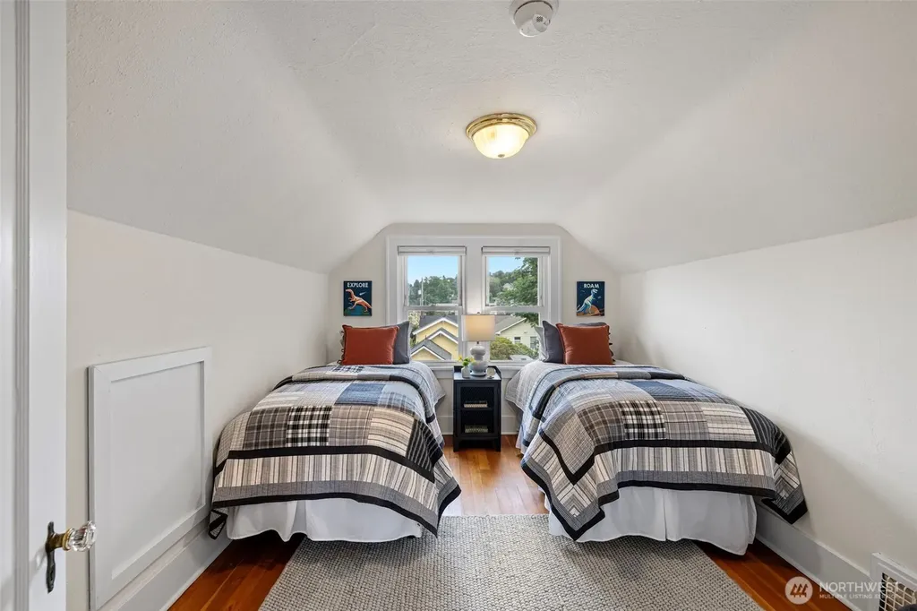 741 N 67th Street Seattle WA 98103