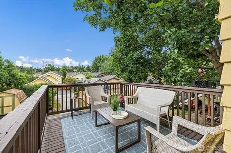 741 N 67th Street Seattle WA 98103