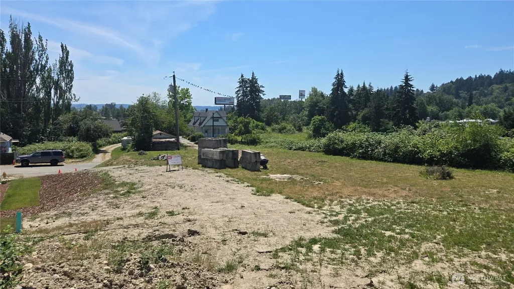 412 Comet Street Milton WA 98354