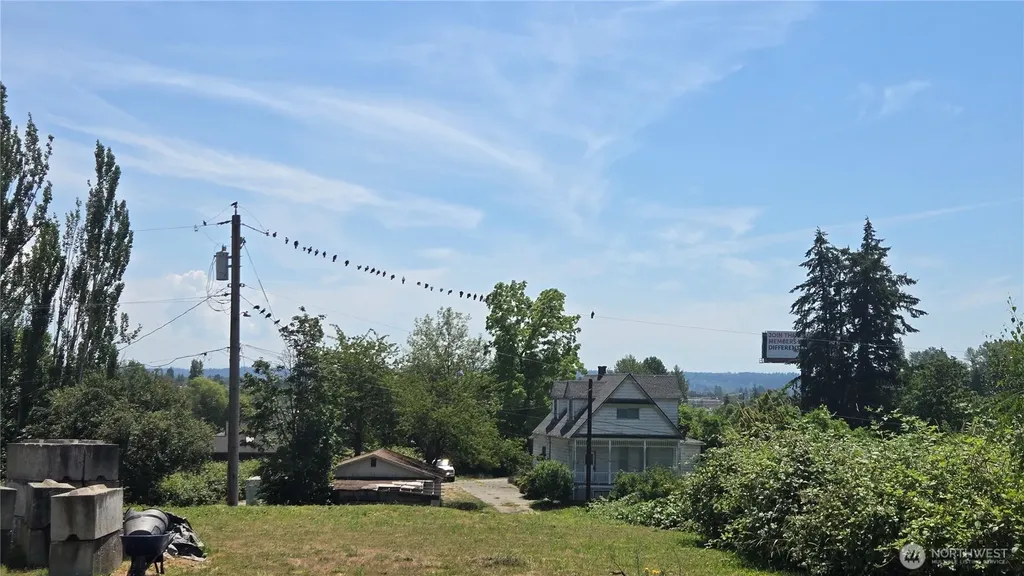 412 Comet Street Milton WA 98354