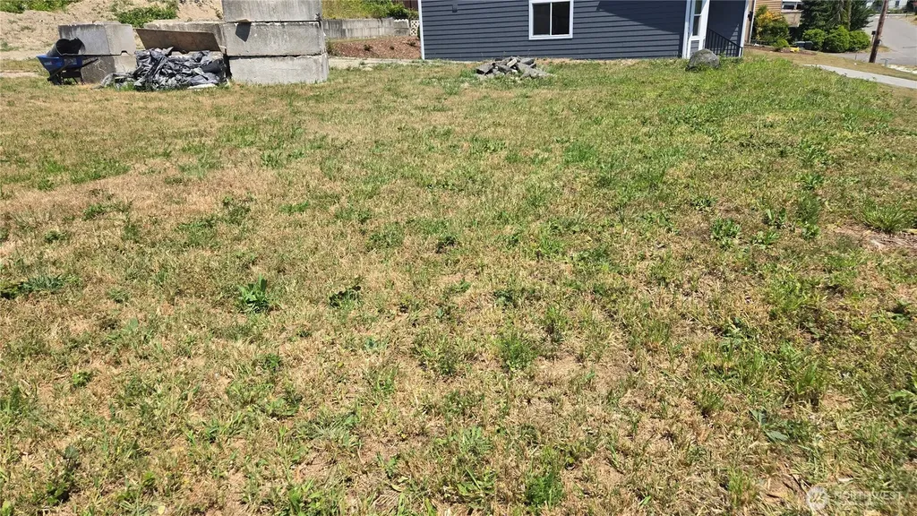 412 Comet Street Milton WA 98354