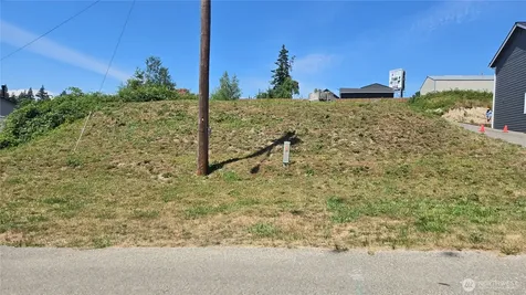 412 Comet Street Milton WA 98354