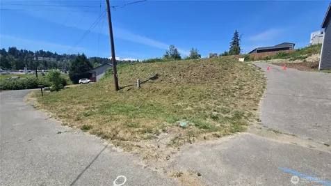 412 Comet Street Milton WA 98354
