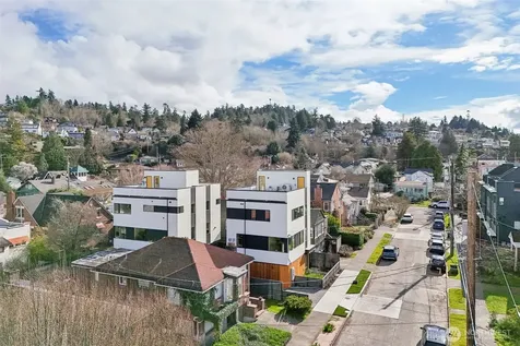 2626 58th Avenue SW Seattle WA 98116
