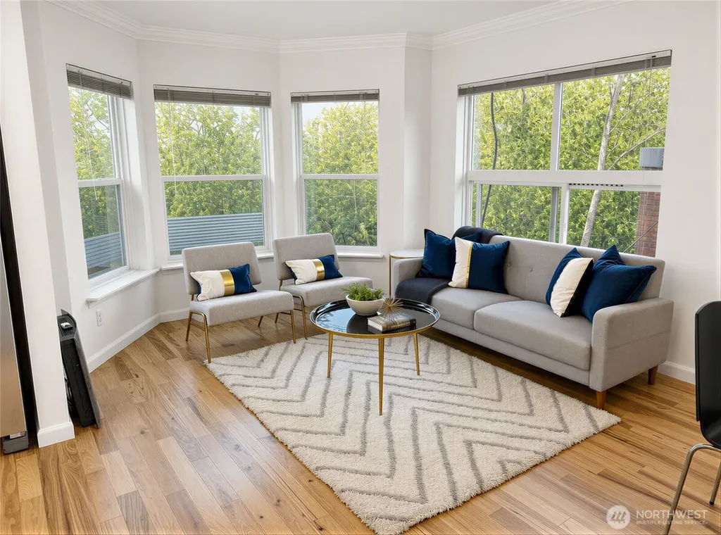 621 5th Avenue N Seattle WA 98109