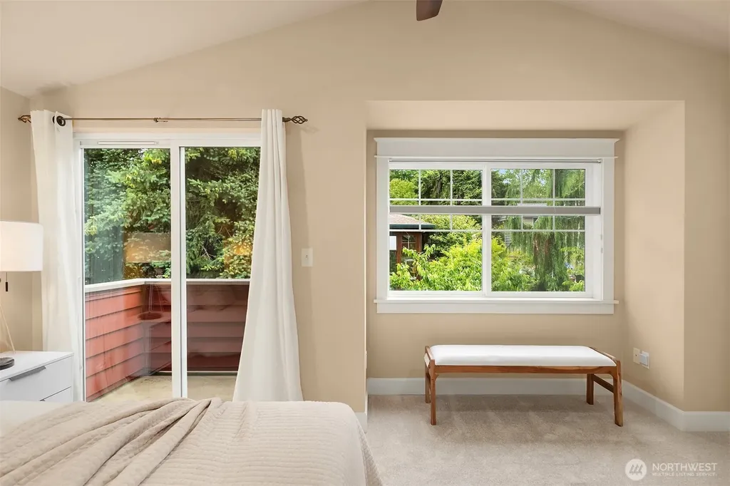 118 NW 39th Street Seattle WA 98107