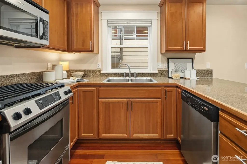 118 NW 39th Street Seattle WA 98107