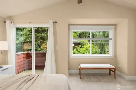 118 NW 39th Street Seattle WA 98107