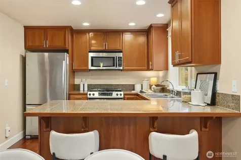 118 NW 39th Street Seattle WA 98107