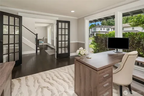 16208 SE 46th Way Bellevue WA 98006