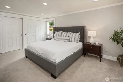 16208 SE 46th Way Bellevue WA 98006