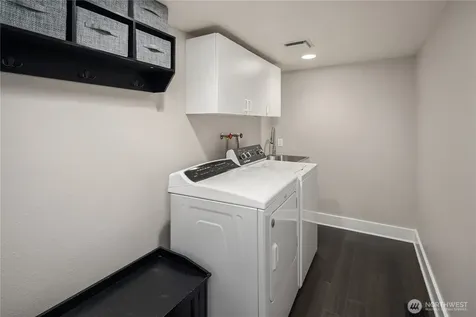 16208 SE 46th Way Bellevue WA 98006