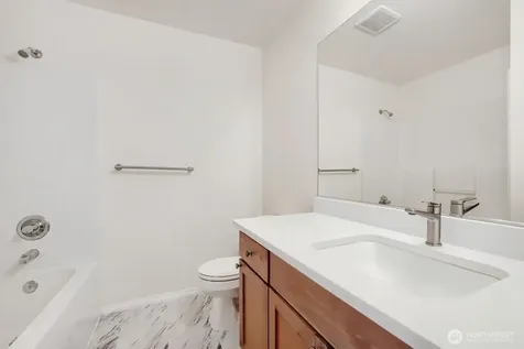 19010 68th Avenue NE Kenmore WA 98028