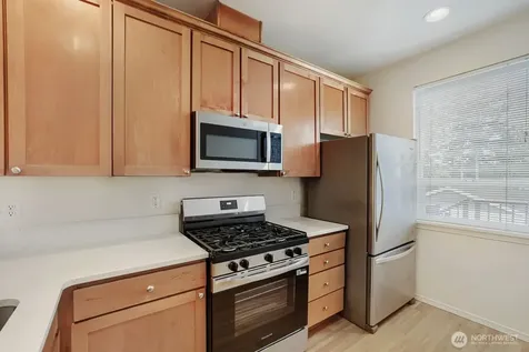 19010 68th Avenue NE Kenmore WA 98028