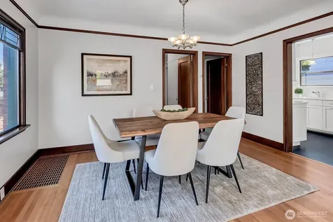 2714 Queen Anne Avenue N Seattle WA 98109