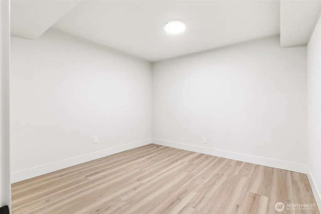 17606 SE 144th Street Renton WA 98059
