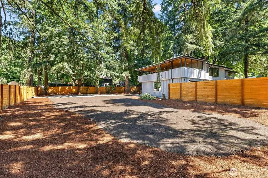 17606 SE 144th Street Renton WA 98059
