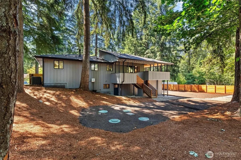 17606 SE 144th Street Renton WA 98059