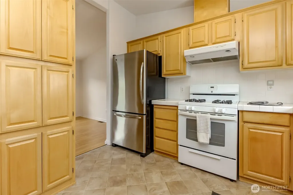 24112 221st Place SE Maple Valley WA 98038
