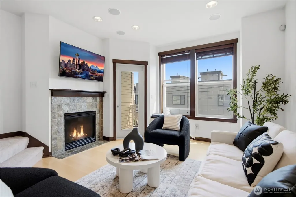 1420 18th Avenue Seattle WA 98122