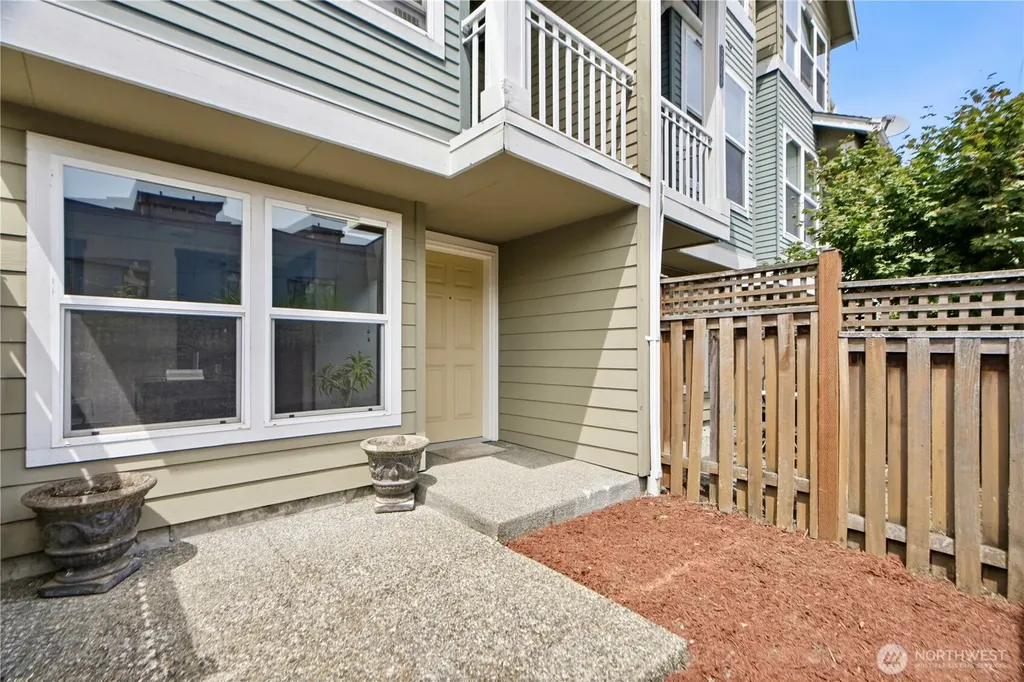 1420 18th Avenue Seattle WA 98122