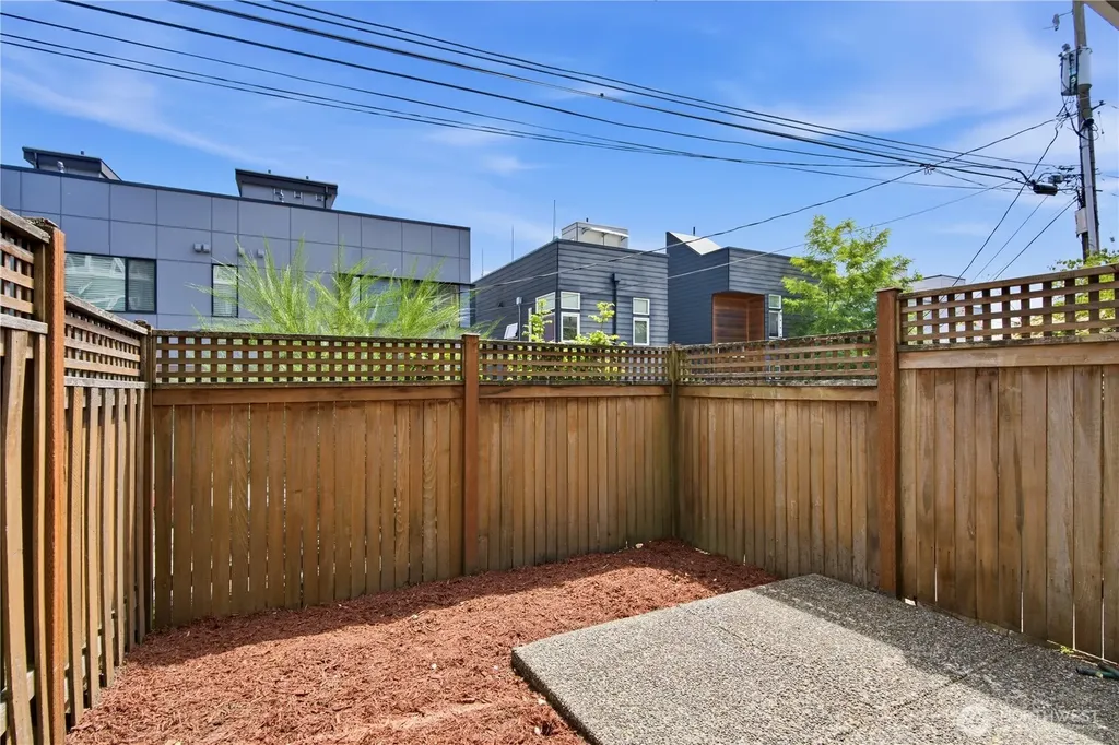 1420 18th Avenue Seattle WA 98122