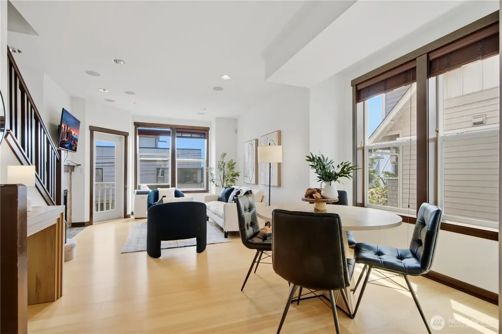 1420 18th Avenue Seattle WA 98122