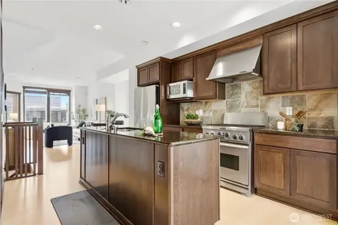 1420 18th Avenue Seattle WA 98122