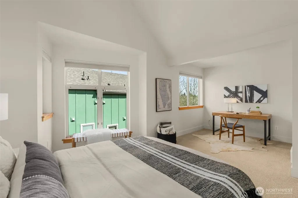 2815 24th Avenue S Seattle WA 98144