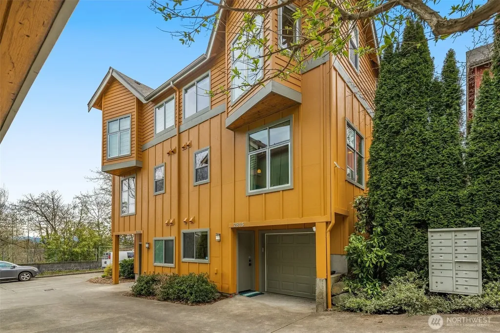 2815 24th Avenue S Seattle WA 98144