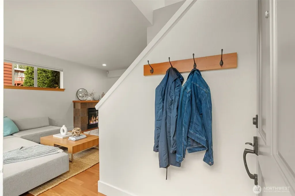 2815 24th Avenue S Seattle WA 98144