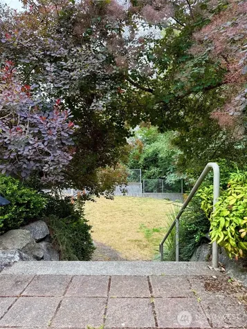 2815 24th Avenue S Seattle WA 98144