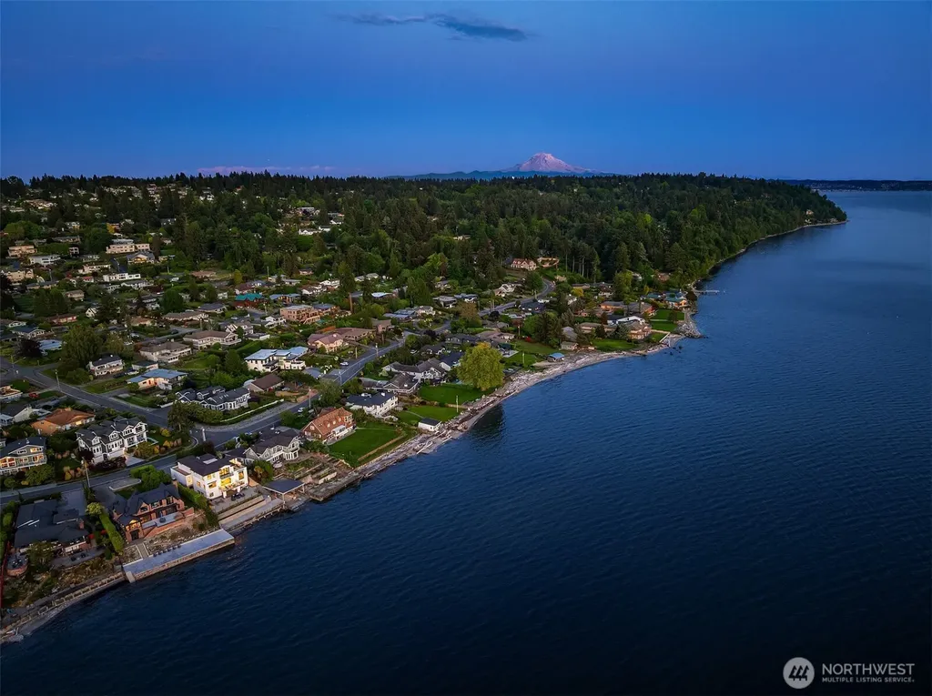 18051 Normandy Terrace SW Normandy Park WA 98166
