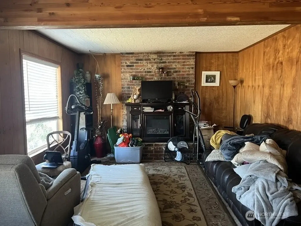 536 E Lauridsen Boulevard Port Angeles WA 98362