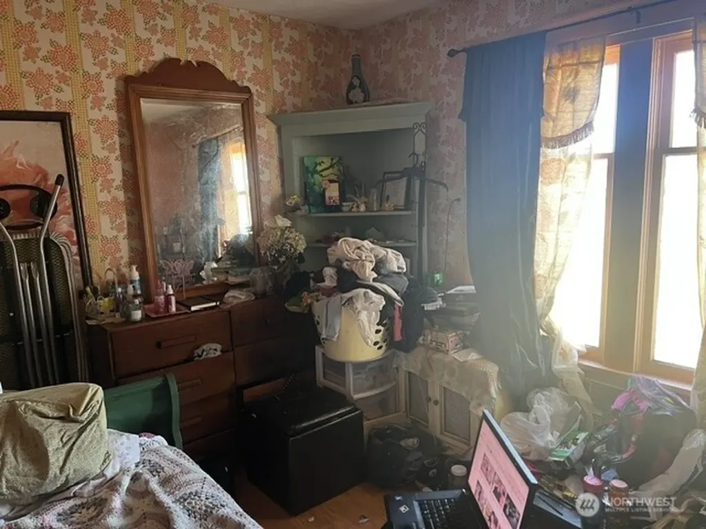 536 E Lauridsen Boulevard Port Angeles WA 98362