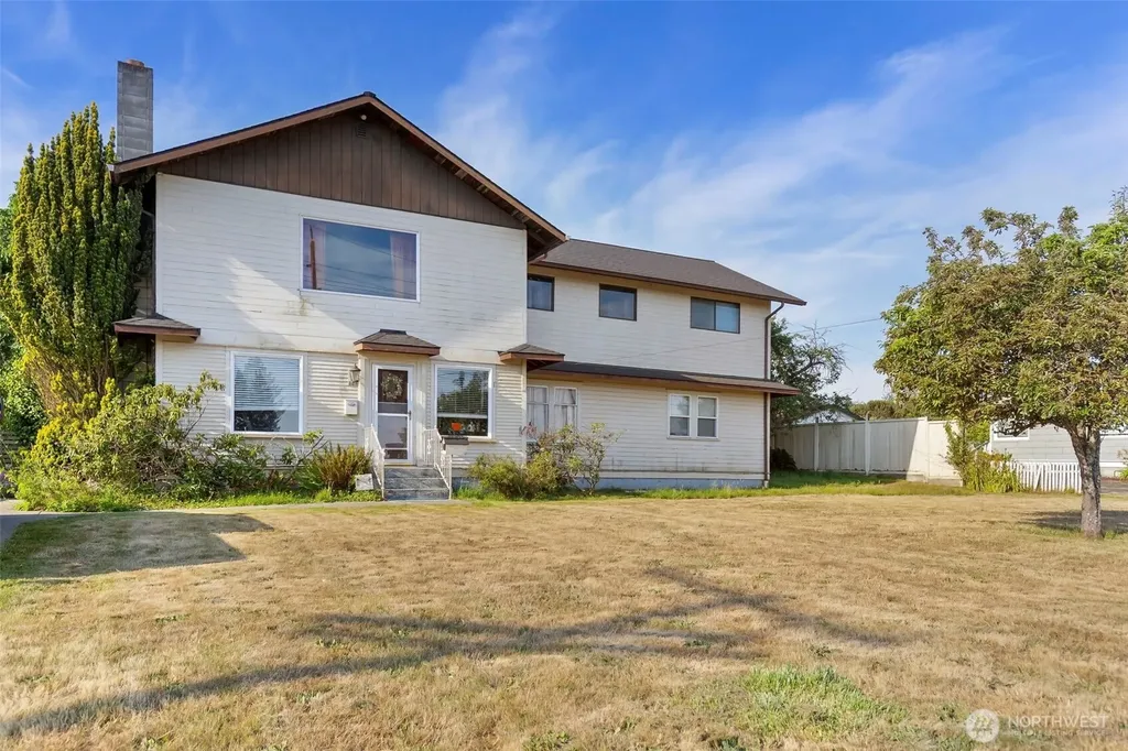 536 E Lauridsen Boulevard Port Angeles WA 98362