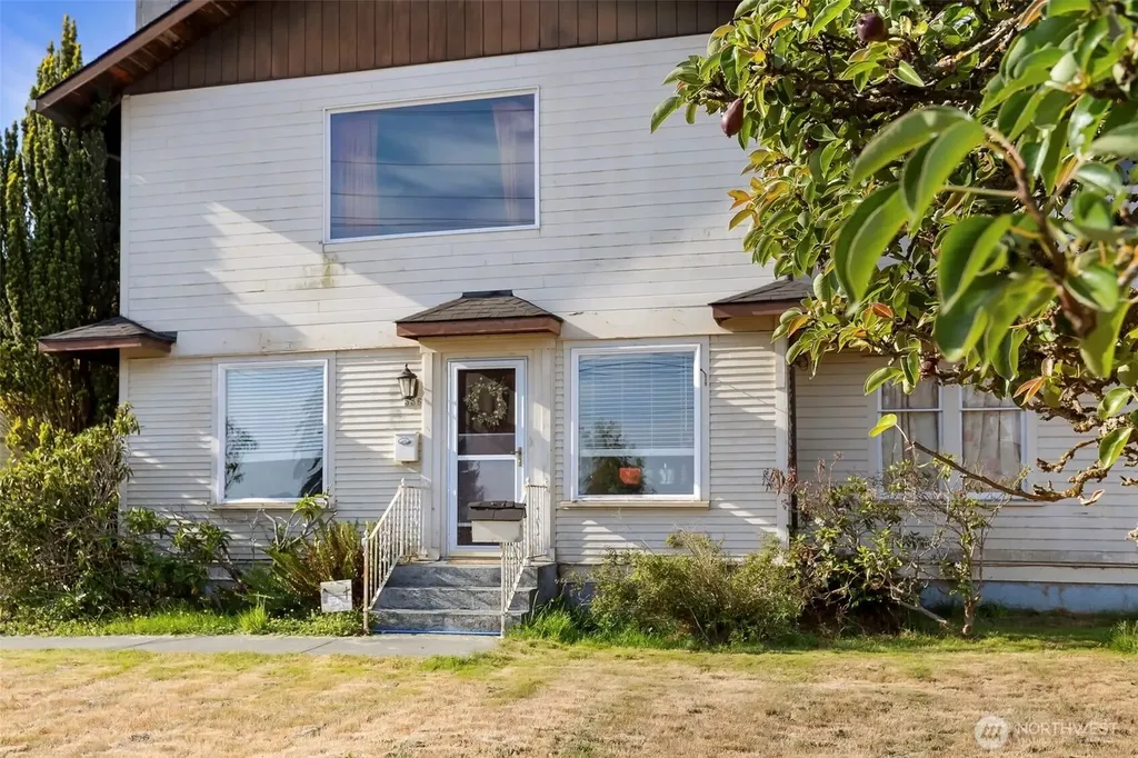 536 E Lauridsen Boulevard Port Angeles WA 98362