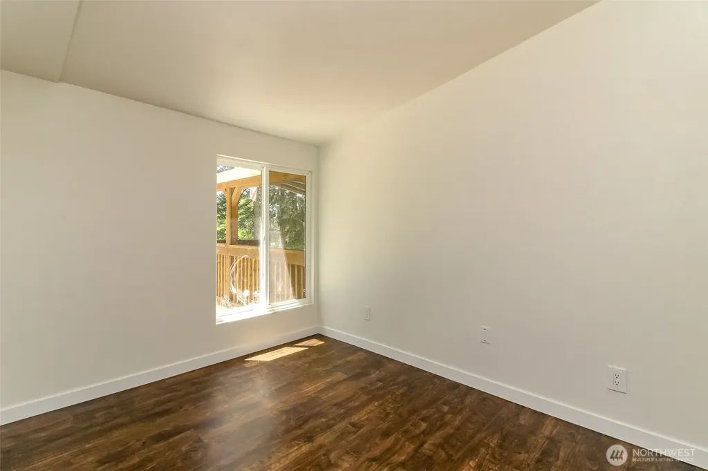 17807 43rd Avenue E Tacoma WA 98446