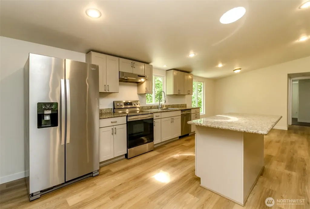 17807 43rd Avenue E Tacoma WA 98446