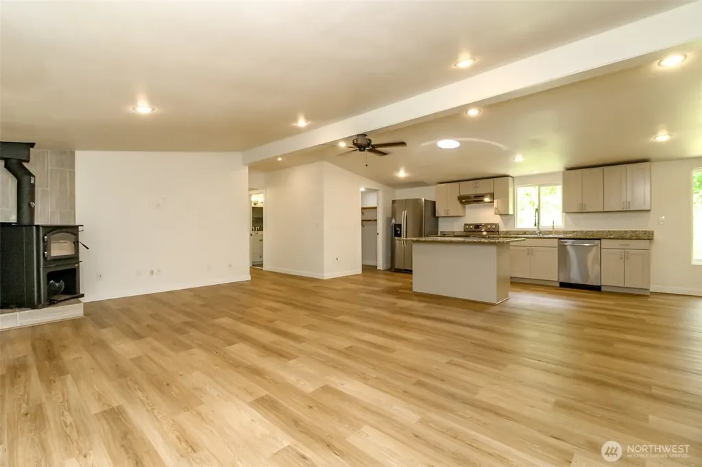 17807 43rd Avenue E Tacoma WA 98446