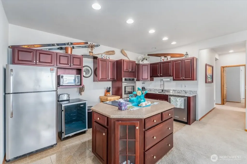 7371 Ridgeview Drive Chelan WA 98816