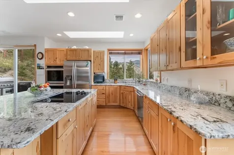 7371 Ridgeview Drive Chelan WA 98816