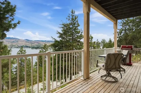 7371 Ridgeview Drive Chelan WA 98816